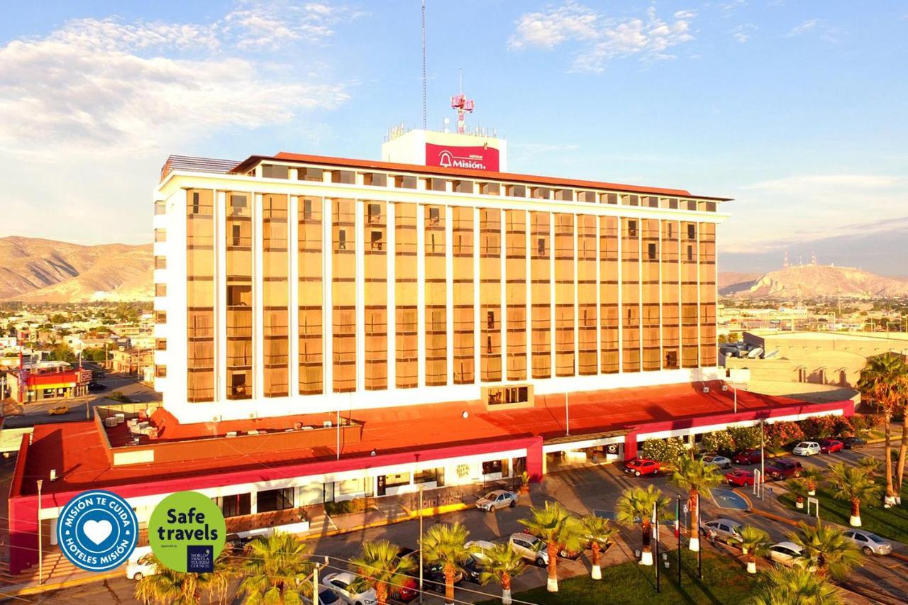 ホテル ミシオン トレオン Torreón エクステリア 写真